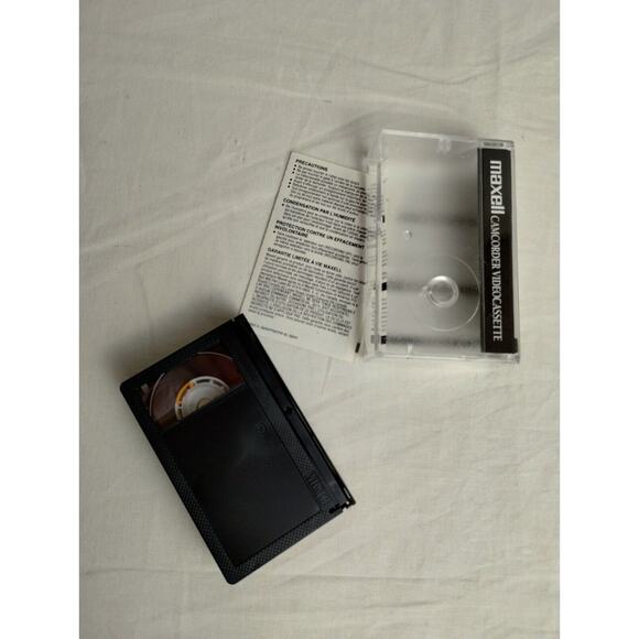 Maxell TC-30 VHS-C Camcorder Videocassette Tape HGX Gold Premium High Grade New - Picture 5 of 5